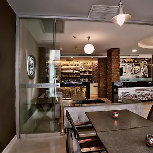 3* Hotell Parkhouse &